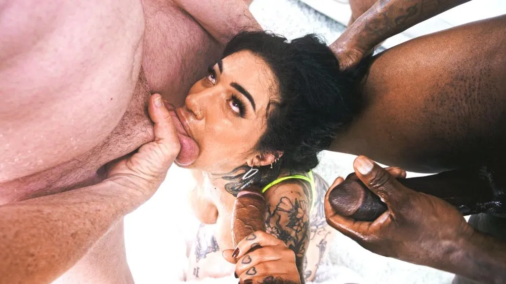 ARABELLE RAPHAEL Blowbang, Boobs, Nut