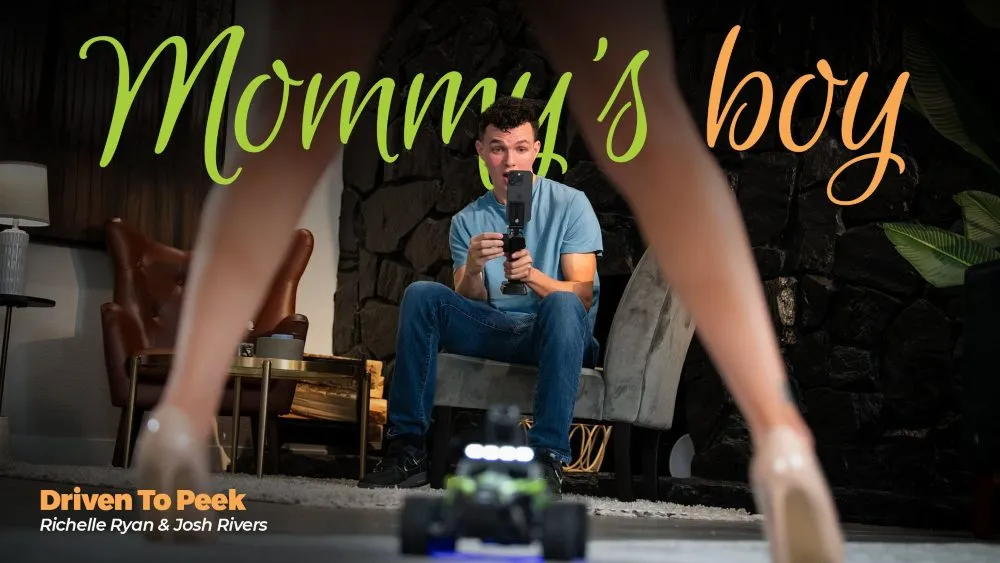 Mommys Boy - Driven To Peek Ft. Richelle Ryan