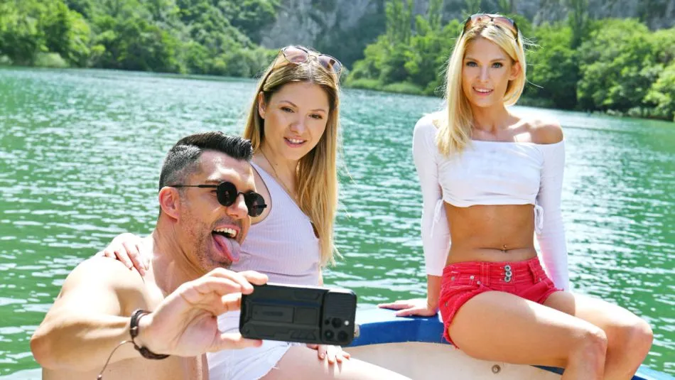 Porn World - Passport To Paradise Chapter 1: Nympho BFFs Candee Licious And Rebecca Volpetti Enjoy Hot Tub Fling GP3219 Ft. Candee Licious, Rebecca Volpetti